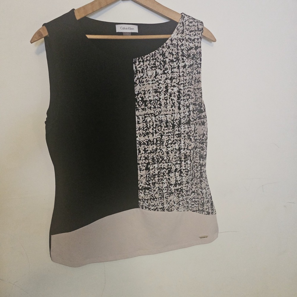 Calvin Klein Large‎ Women's Sleeveless Blouse Geometric